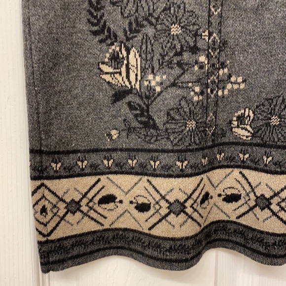 Max Studio Knit Skirt - Picture 3 of 8